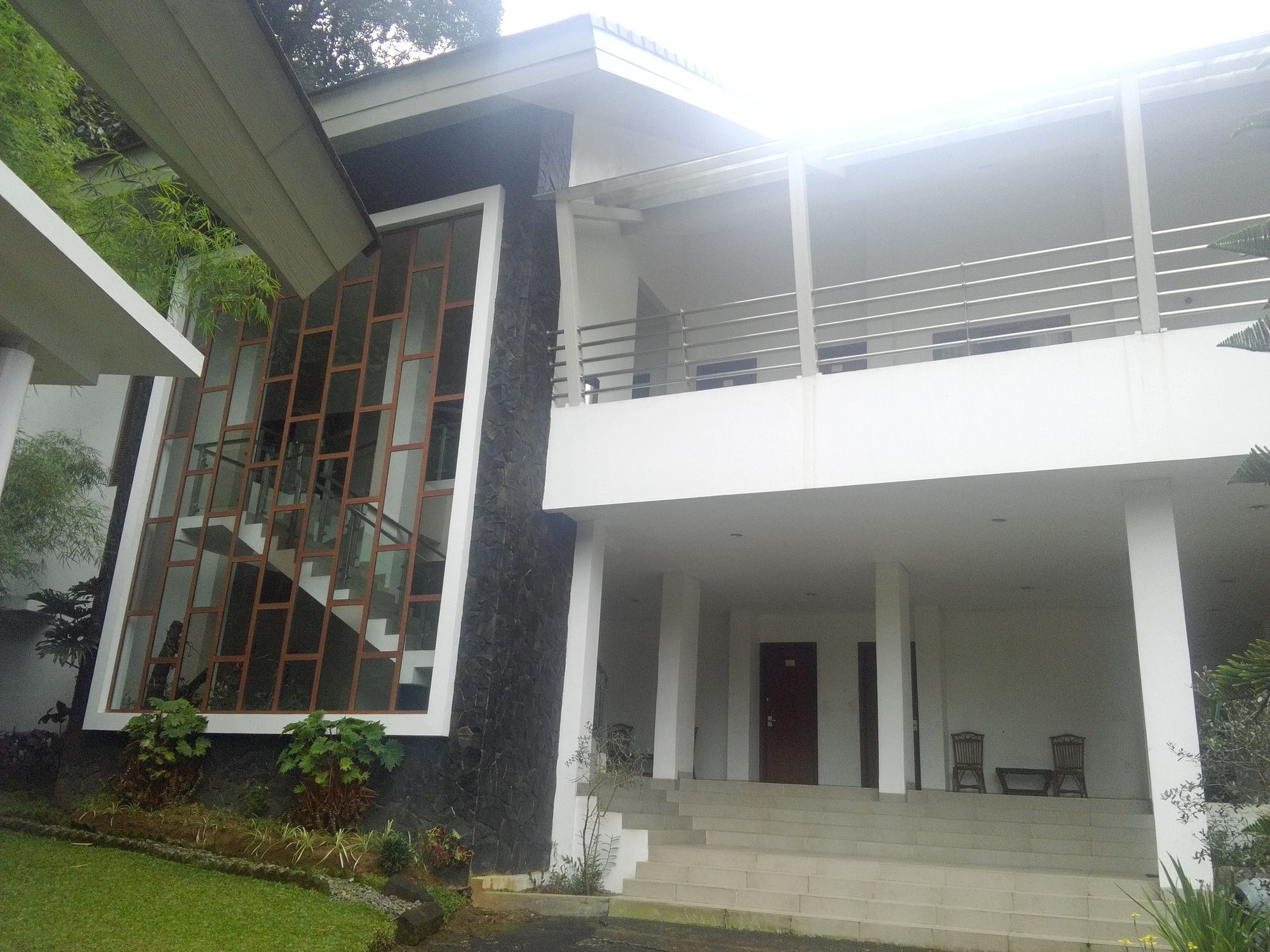 Zuri Resort Cipanas Puncak Εξωτερικό φωτογραφία